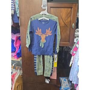 4t brand new pajamas from carters item 567